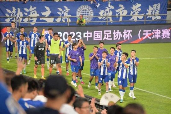 半场结束，拜仁1-0斯图加特。